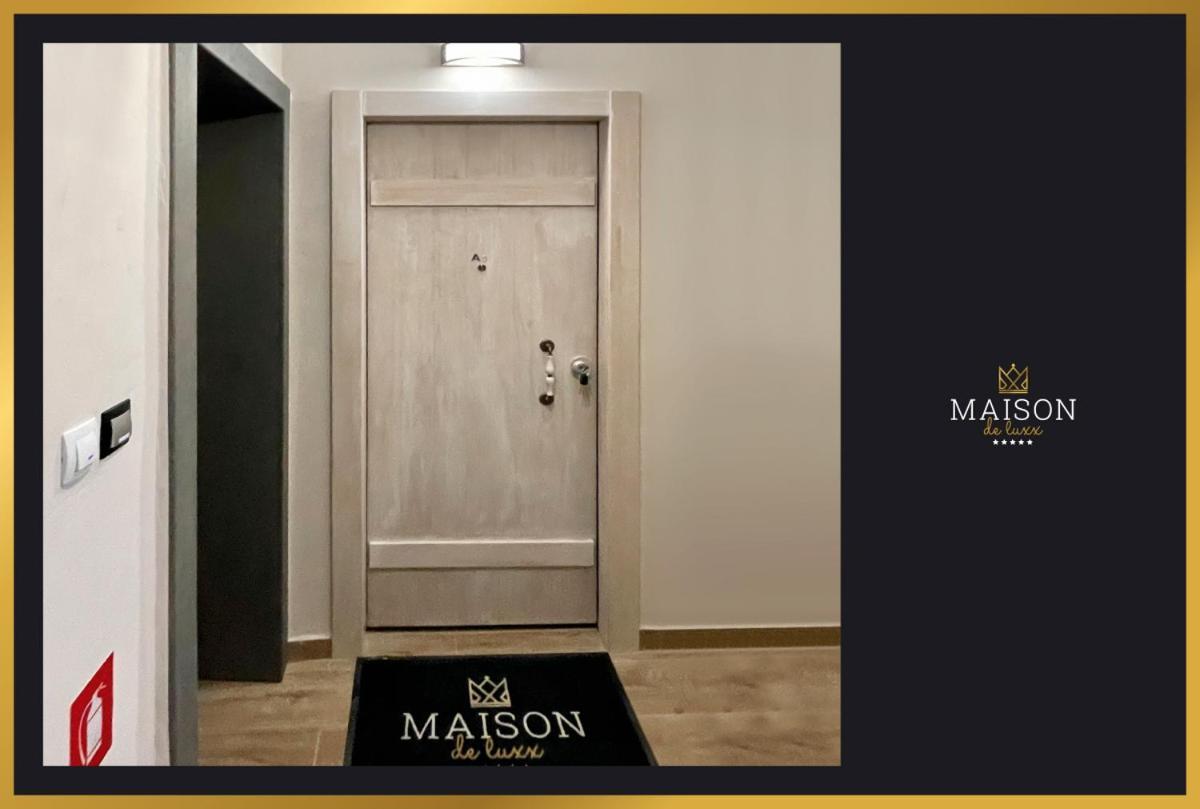 דירות לריסה Maison De Luxx A3 מראה חיצוני תמונה